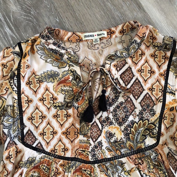 Charmed Hearts Pheasant Top - Picture 3 of 7